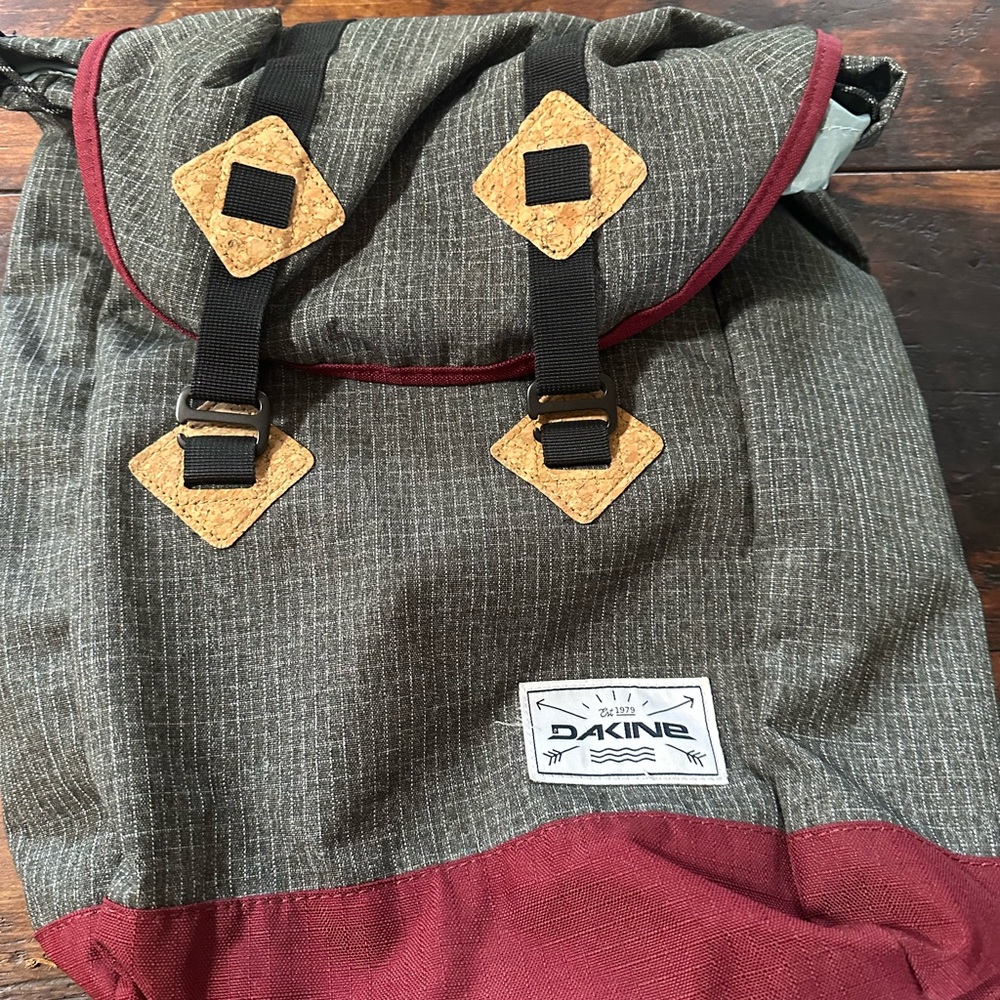 Dakine Backpack! - image 2